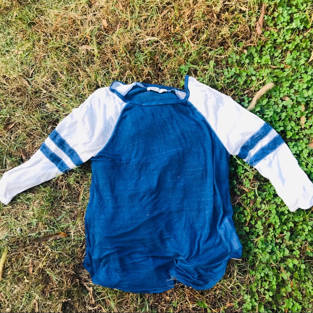 Baseball tee